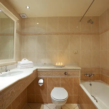 Hotel Arbutus 4*