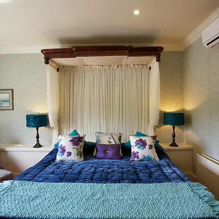 Hotel Arbutus 4*
