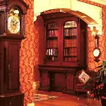Arbutus Hotel