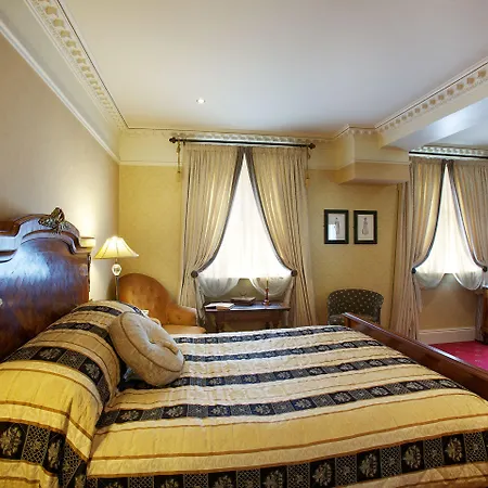 アービュートゥス ホテル