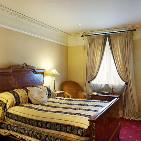 アービュートゥス ホテル