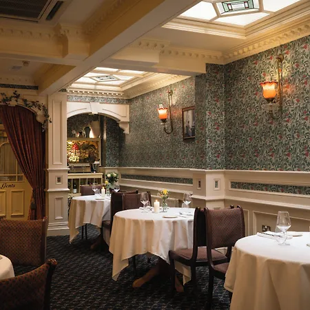 Arbutus Hotel 4*
