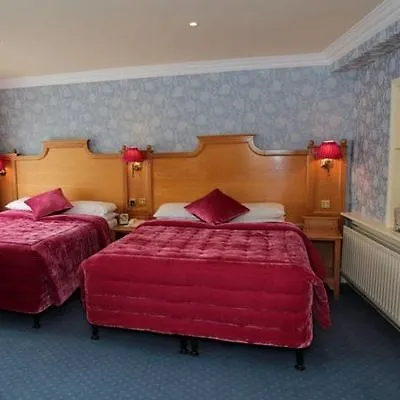 Arbutus Hotel