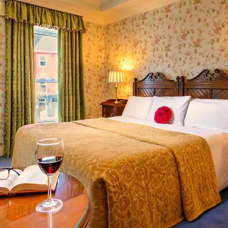 Hotel Arbutus